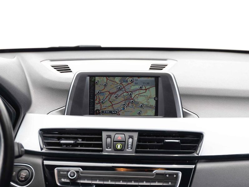 BMW X1 sDrive 18i - fotka 14 z 22