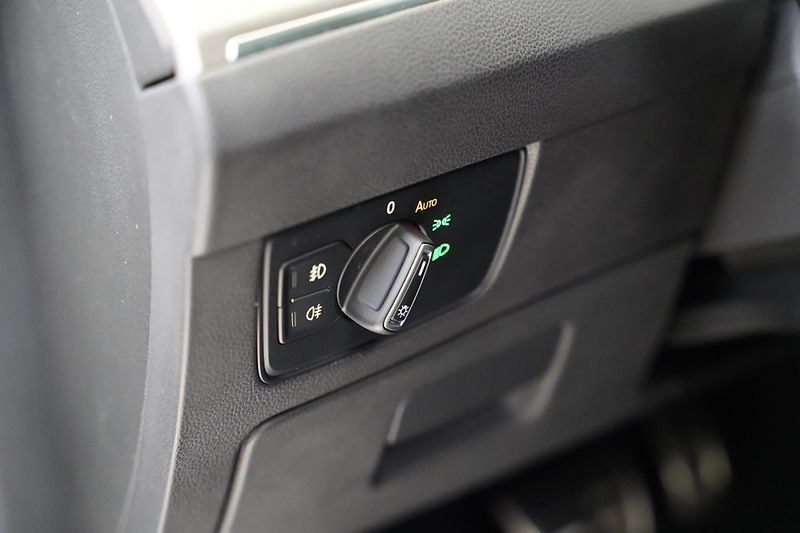Volkswagen Passat - fotka 13 z 26