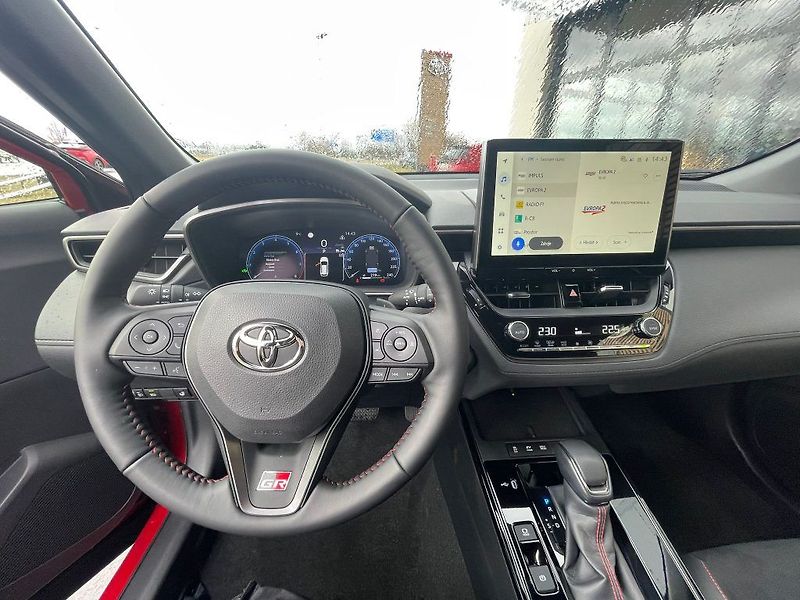 Toyota Corolla Cross 2.0 Hybrid FWD GR SPORT - fotka 13 z 29