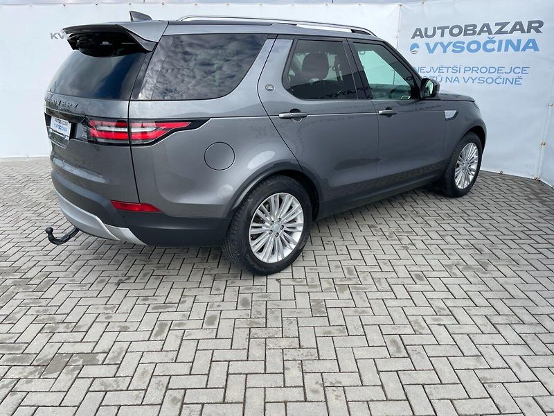 Land Rover Discovery (2017) 3.0Td6 190kW HSE LUXURY - fotka 4 z 44
