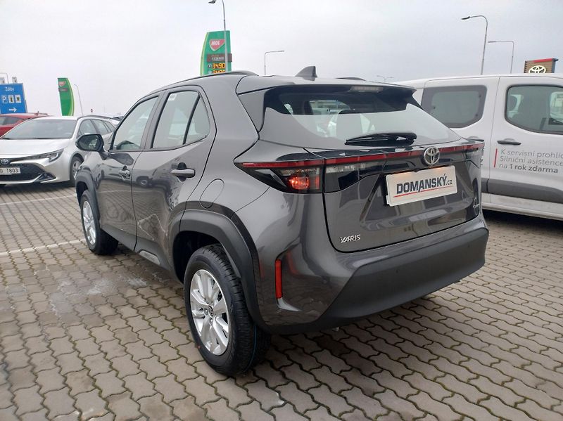 Toyota Yaris Cross (2026)  1.5 Hybrid 116 k - fotka 3 z 13
