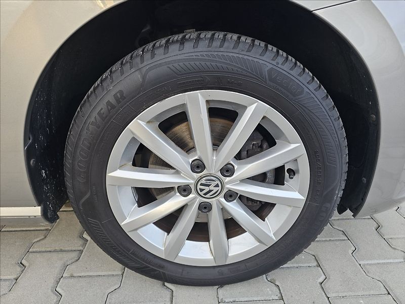 Volkswagen Golf Sportsvan 1,4TSi DSG LOUNGE NAVI STK - fotka 47 z 53
