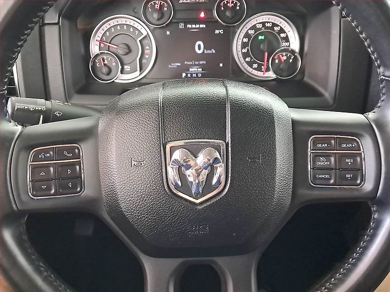 RAM 1500 (2020) 5.7 V8 Hemi - fotka 18 z 18
