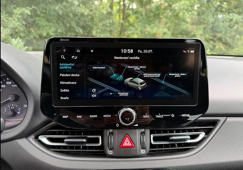 Hyundai i30 (2022) i30 N-Line 1.5 T-GDI - fotka 15 z 20