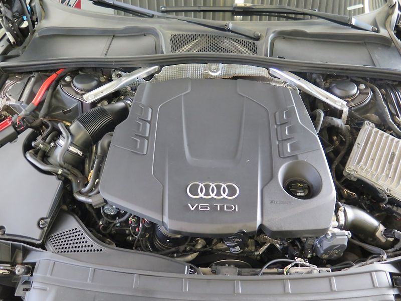 Audi A5 (2017) 3.0TDI,200kW,S-LINE,4x4,DSG - fotka 33 z 40