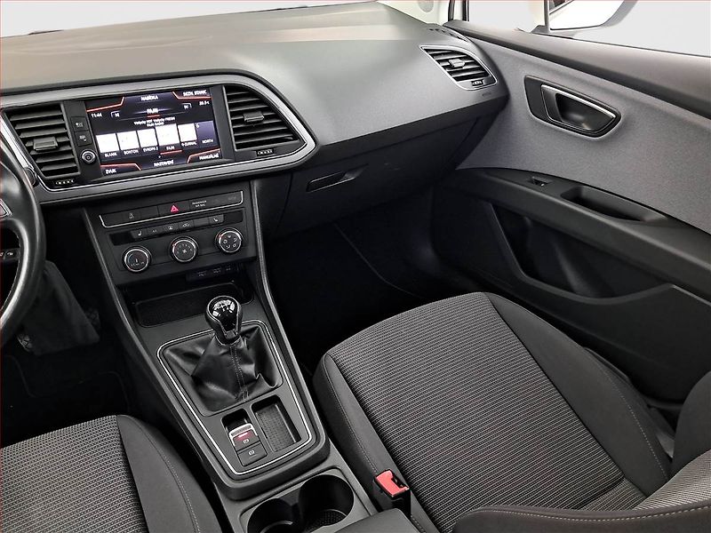 Seat Leon (2018) 1.6 TDI, Serv.kniha, Navi - fotka 8 z 16