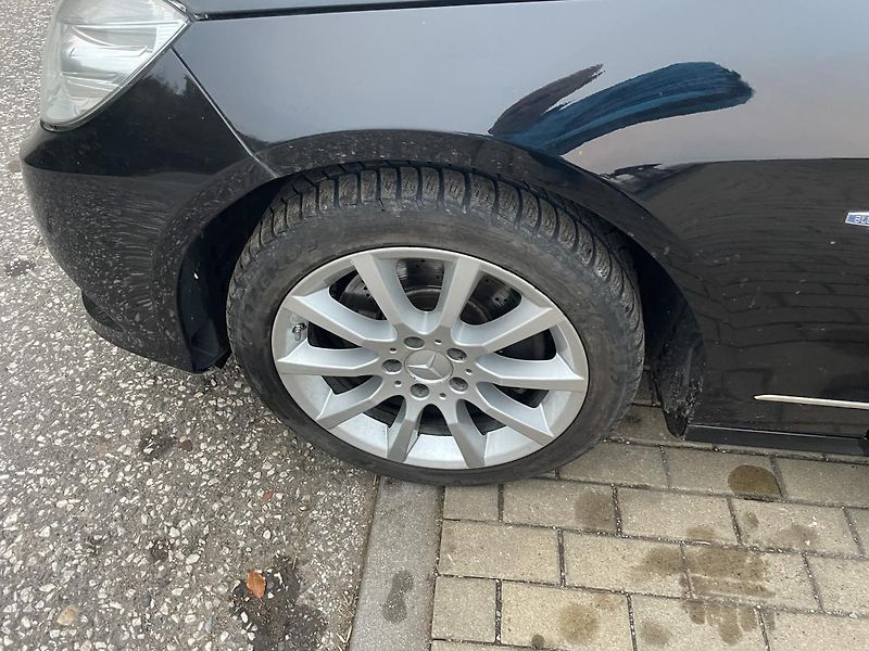 Mercedes-Benz Třídy E (2011) 250cdi T 4M 150kw - fotka 45 z 49
