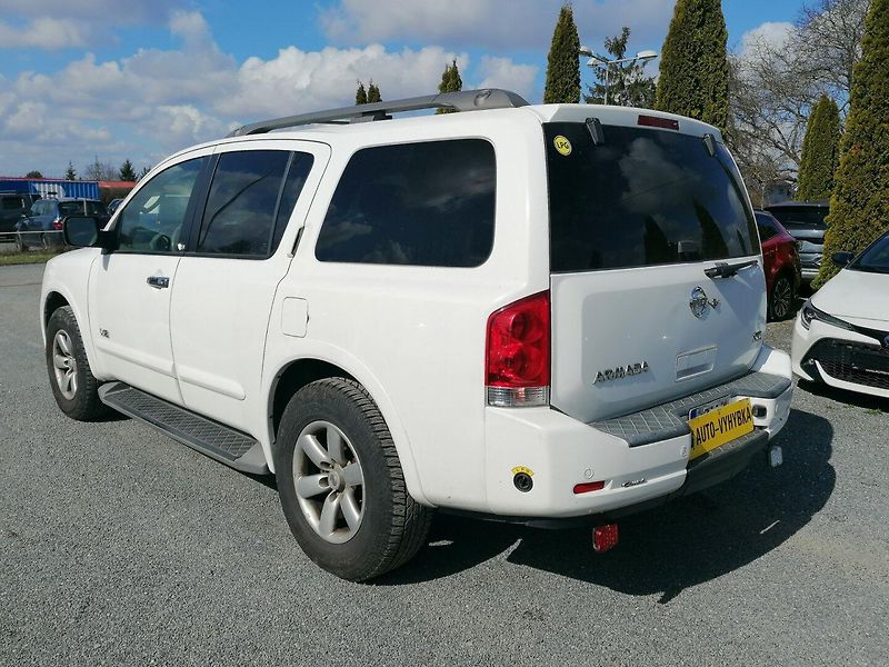 Nissan Armada (2008) 5.6 V8 SE LPG 7-míst - fotka 5 z 22