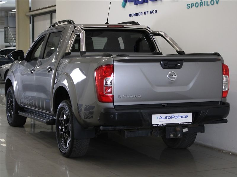 Nissan Navara 2,3 dCi AT AWD N-GUARD 1.maj. - fotka 3 z 24