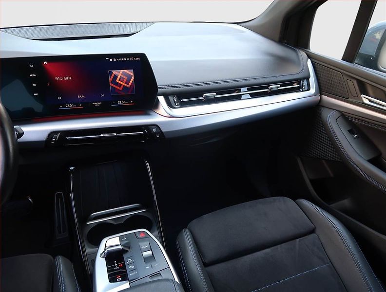BMW Řada 2 (2023) M Sport 223i xDrive Active T - fotka 8 z 24
