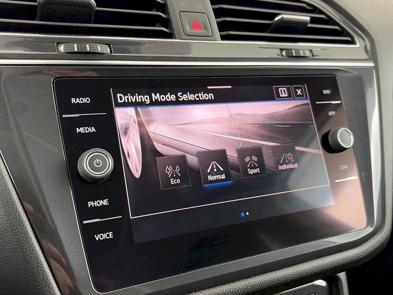 Volkswagen Tiguan Allspace (2023) 2.0 TDI 147kW 4Motion DSG - fotka 14 z 36