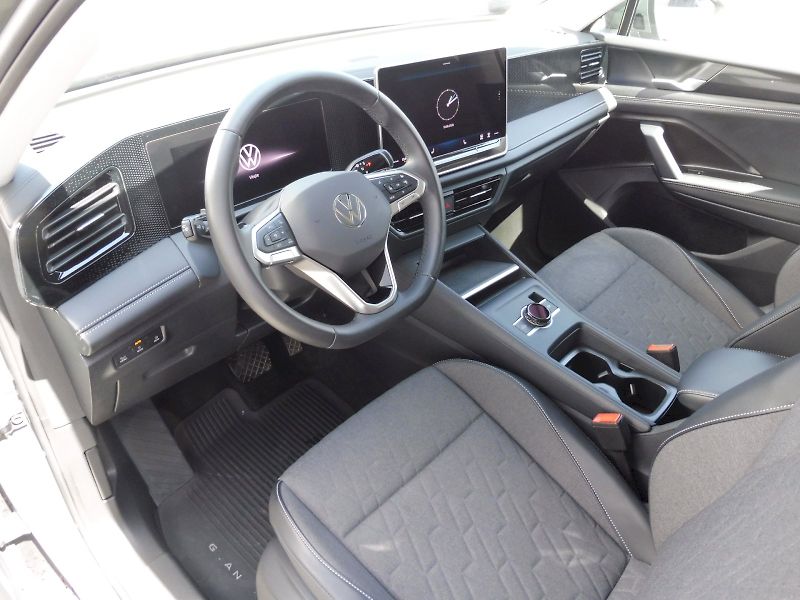 Volkswagen Tiguan (2025) People 1,5 eTSI 96kW mHEV DSG - fotka 6 z 29