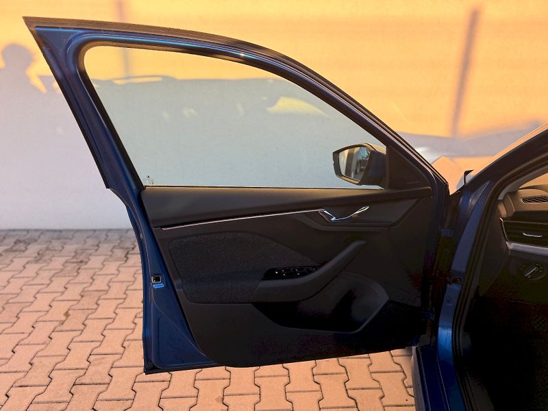 Škoda Kamiq (2025) SELEC TSI 85/1.0 M6F - fotka 13 z 23