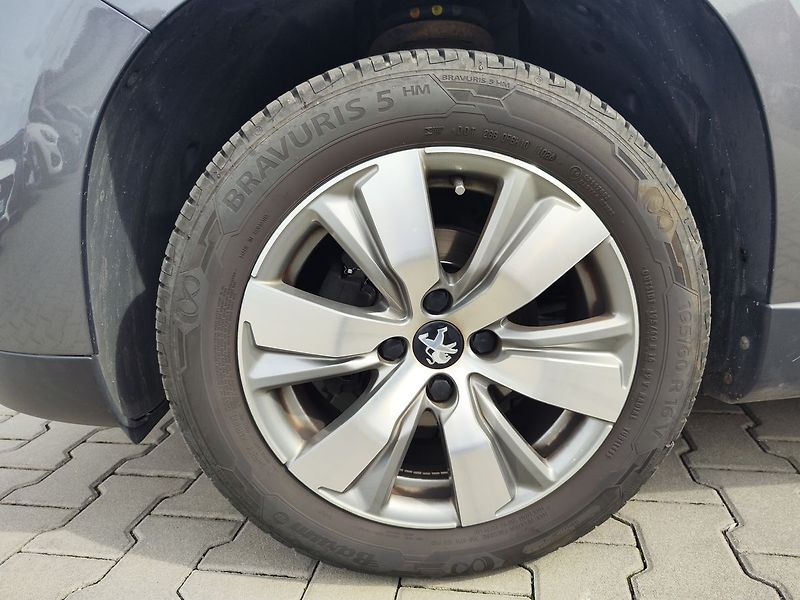 Peugeot 2008 1.6 HDI/73kW 1.Majitel - fotka 31 z 33