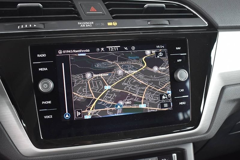 Volkswagen Touran (2022) 1.5TSI 110kW DSG, LED - fotka 19 z 23