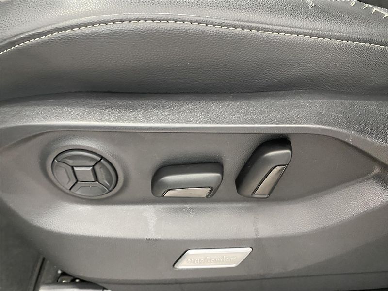 Volkswagen Touareg 3,0 TDI 170 kW 4MOT - fotka 13 z 25
