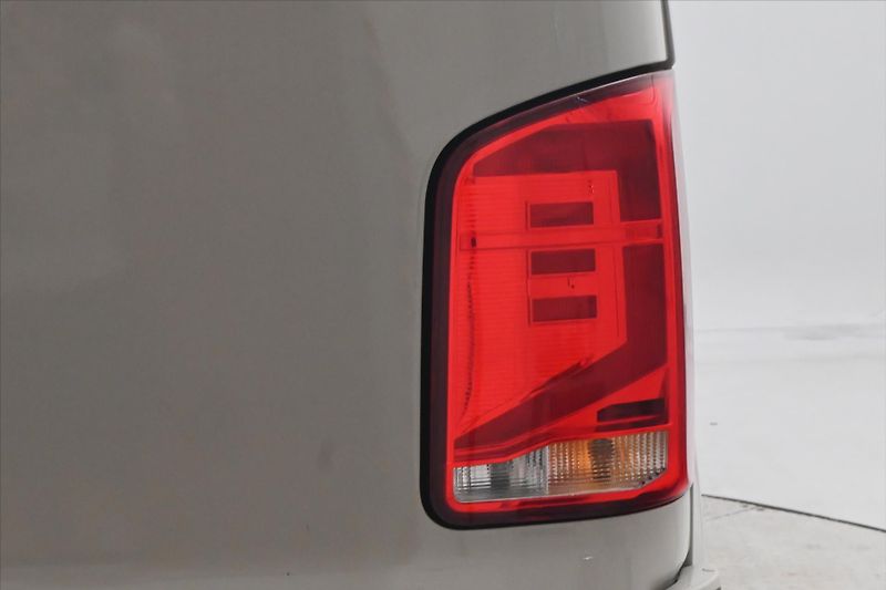 Volkswagen Transporter 2,0 TDI 110kW Klima Tempomat Z - fotka 28 z 28
