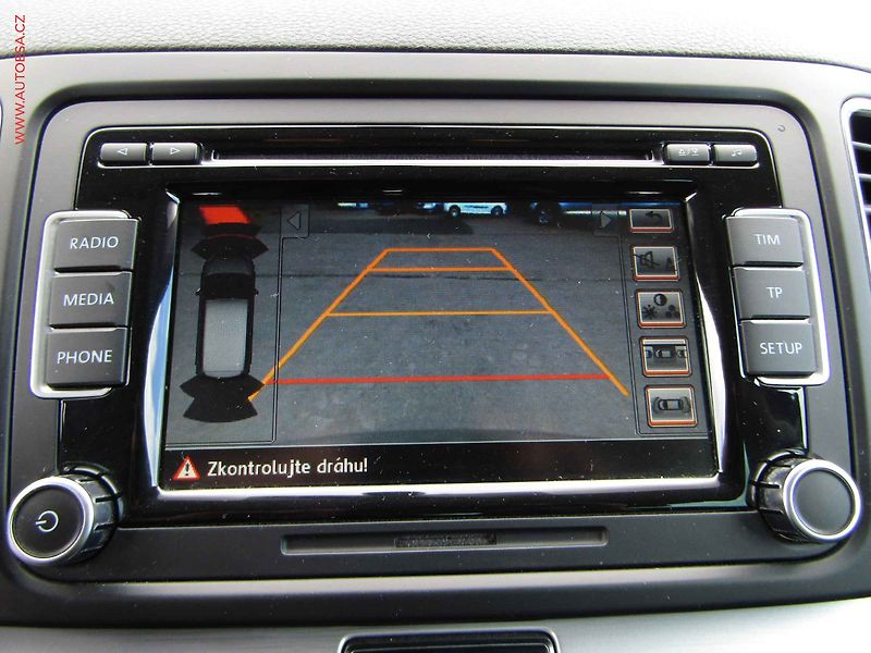 Volkswagen Sharan (2014) 2.0 TDi, 2.maj,ČR, DSG, xenon - fotka 19 z 22