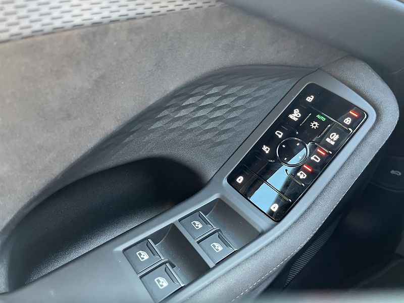 Audi A5 Avant TDI quattro 150kW STR - fotka 18 z 24