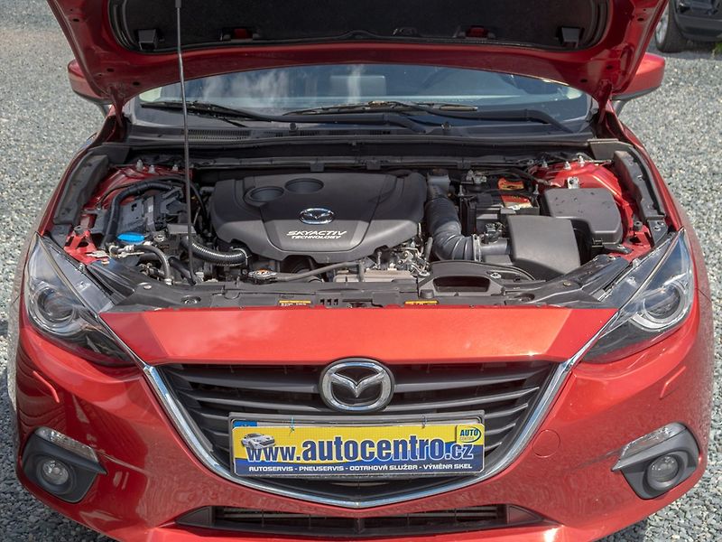 Mazda 3 (2015) ČR 2.2D 110KW – PLNÁ SERVISKA! - fotka 47 z 54