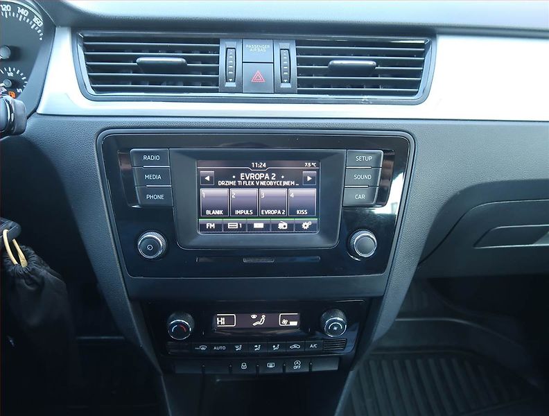 Škoda Rapid (2016) Ambition 1.4 TDI, Serv.kniha - fotka 12 z 14