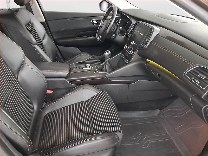 Renault Talisman (2016) 1.6 dCi, Navi, Tempomat - fotka 9 z 22
