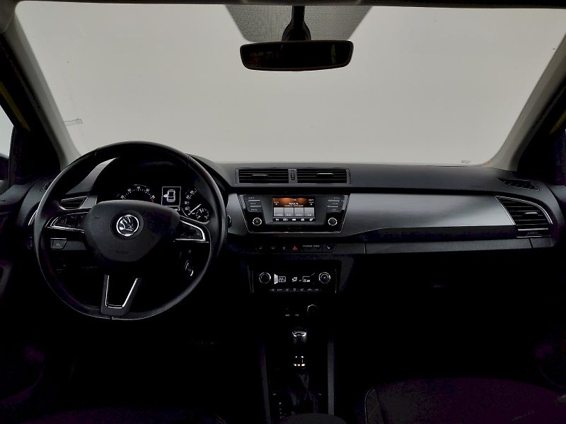 Škoda Fabia (2015) Style Plus 1,2 Tsi 81 Kw DSG - fotka 5 z 32