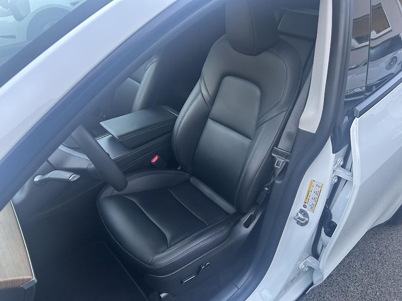 Tesla Model Y ZAMLUVENO ! TZ 94% - fotka 44 z 47