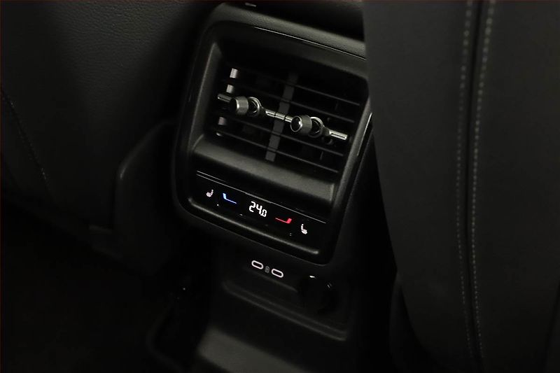 Škoda Kodiaq (2025) 2.0 TDI, SPORTLINE, 4X4 - fotka 18 z 21