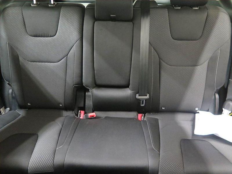 Ford Edge (2016) Ford Edge, 2.0 TDCi 4x4, Sport - fotka 20 z 22