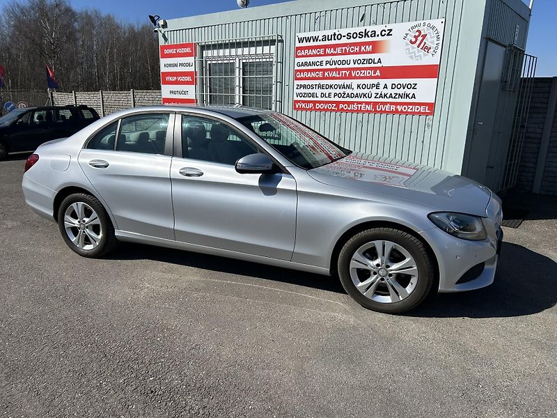 Mercedes-Benz Třídy C (2015) C180 1,6 115KW SEDAN TOP STAV  - fotka 23 z 24