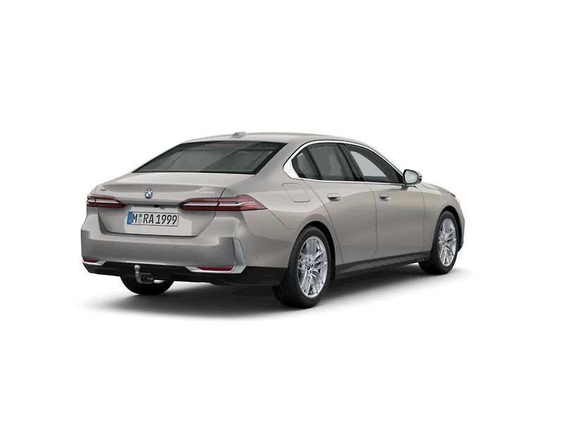 BMW Řada 5 540d xDrive Sedan - fotka 2 z 6