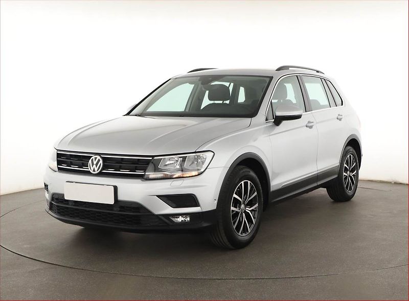 Volkswagen Tiguan (2020) 1.5 TSI - fotka 2 z 14