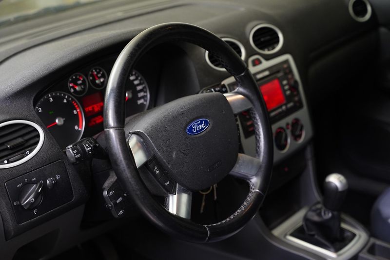 Ford Focus - fotka 14 z 23