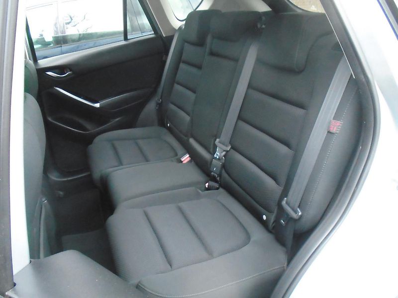 Mazda CX-5 2.5 141 kw 4x4 max. výbava - fotka 27 z 37