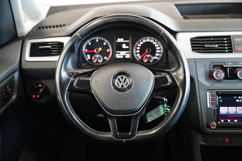 Volkswagen Caddy - fotka 16 z 25