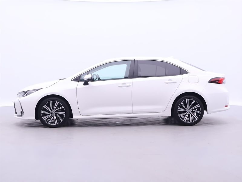 Toyota Corolla 1,5 VTi Aut. Comfort DPH CZ - fotka 4 z 29