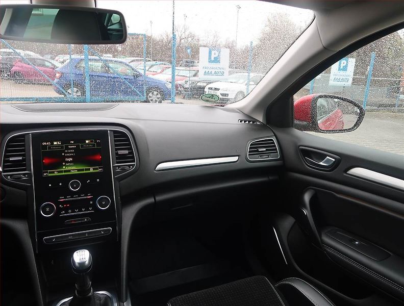 Renault Mégane (2018) 1.2 TCe, Serv.kniha, Kůže - fotka 8 z 19