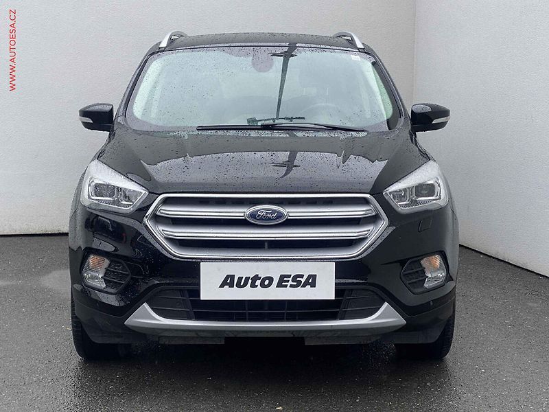 Ford Kuga (2019) 1.5 EB, Titanium, TZ, navi - fotka 2 z 17