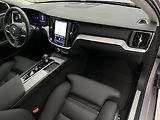 Volvo V60 B4 DARK PLUS 1. maj. - náhled 23