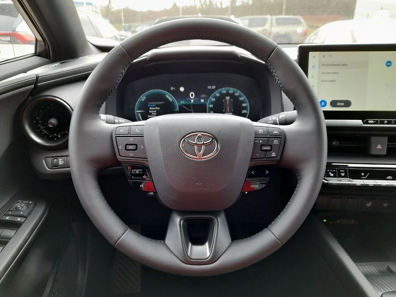 Toyota C-HR Style 1,8 Hybrid - fotka 3 z 3