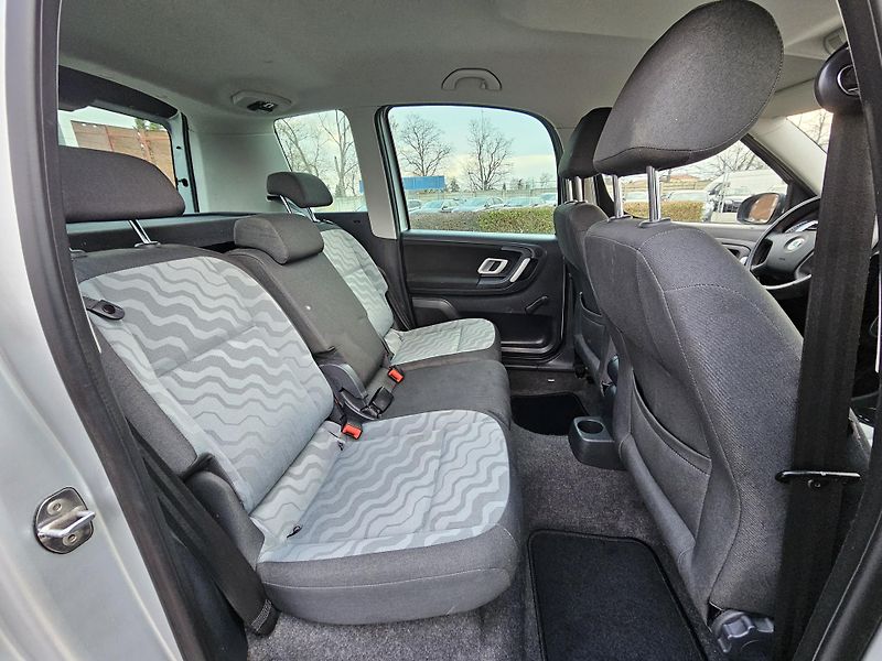 Škoda Roomster 1.6 16v,KLIMA,NOVÉ ROZVODY - fotka 25 z 35
