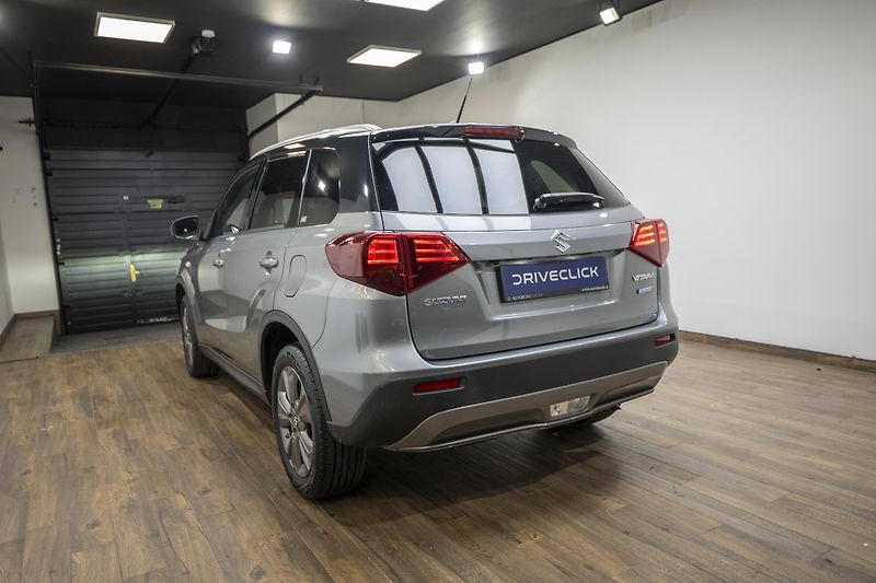 Suzuki Vitara (2023) Hybrid 1.4 95 kW - fotka 6 z 34