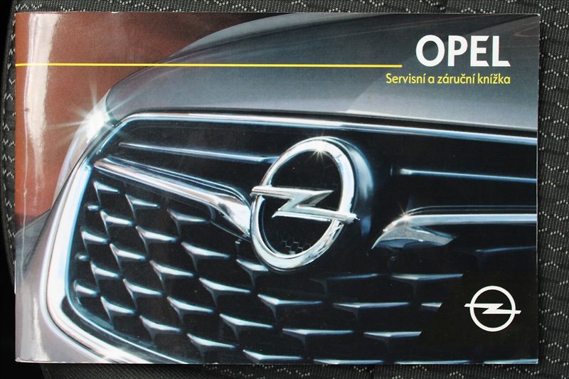 Opel Crossland 1,2 T  ČR,1.MAJ,A/T,18.152KM - fotka 30 z 32