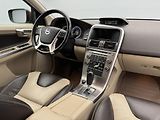 Volvo XC60 D4 AWD SUMMUM AUT CZ - náhled 19