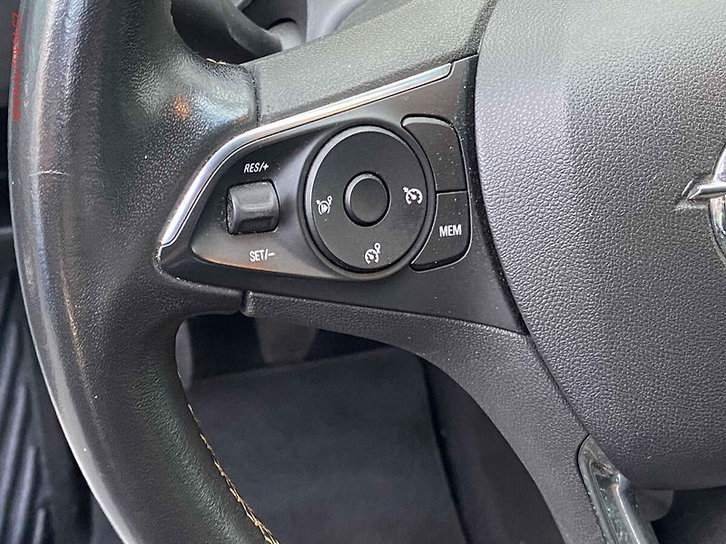 Opel Crossland X (2018) 1.2 T, Innovation, park. - fotka 13 z 18