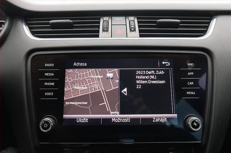 Škoda Octavia (2017) 1.6 TDI, Navi, Tempomat - fotka 16 z 16
