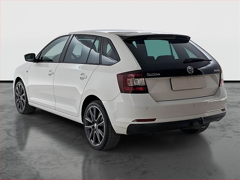 Škoda Rapid (2015) Spaceback 1.2 TSI, Xenony - fotka 4 z 19
