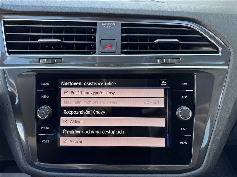 Volkswagen Tiguan Allspace 2,0 TDI DSG 4MOT HIGHLINE ČR - fotka 42 z 50
