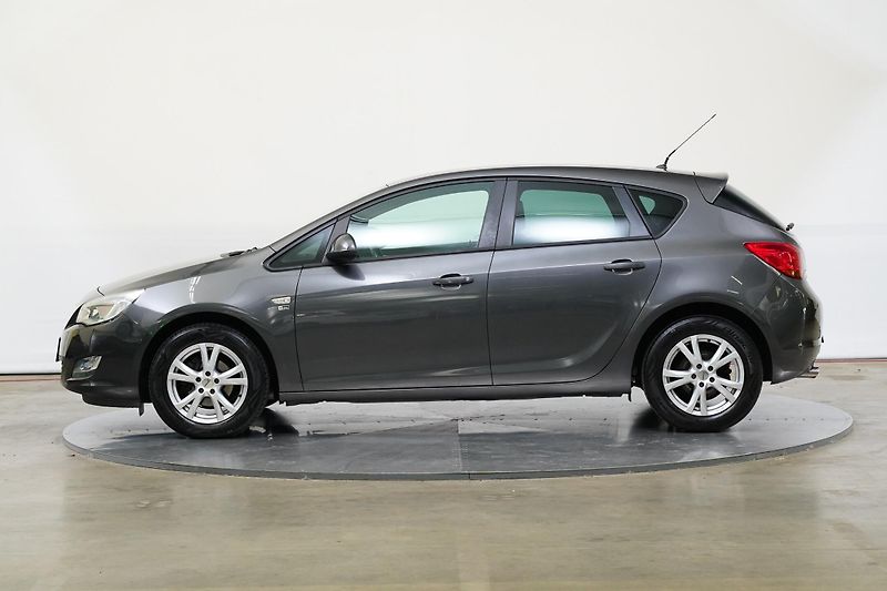 Opel Astra - fotka 3 z 22